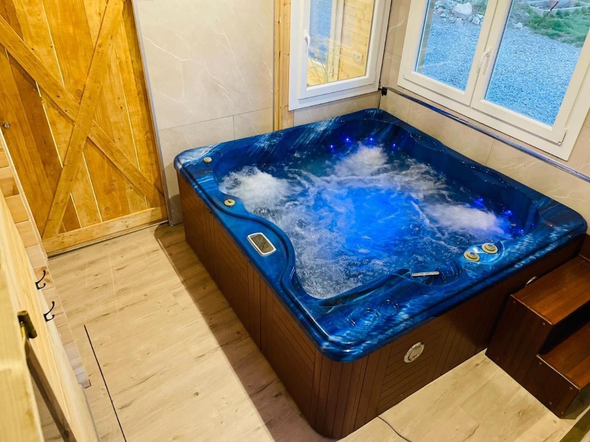 Jardin Juresien Maisons - Jacuzzi En Option Jure